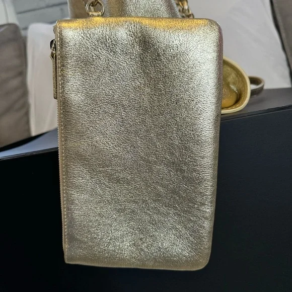 Limited Edition ! NWT Large Gold Calfskin Chanel Deauville Tote - Picture 8 of 15